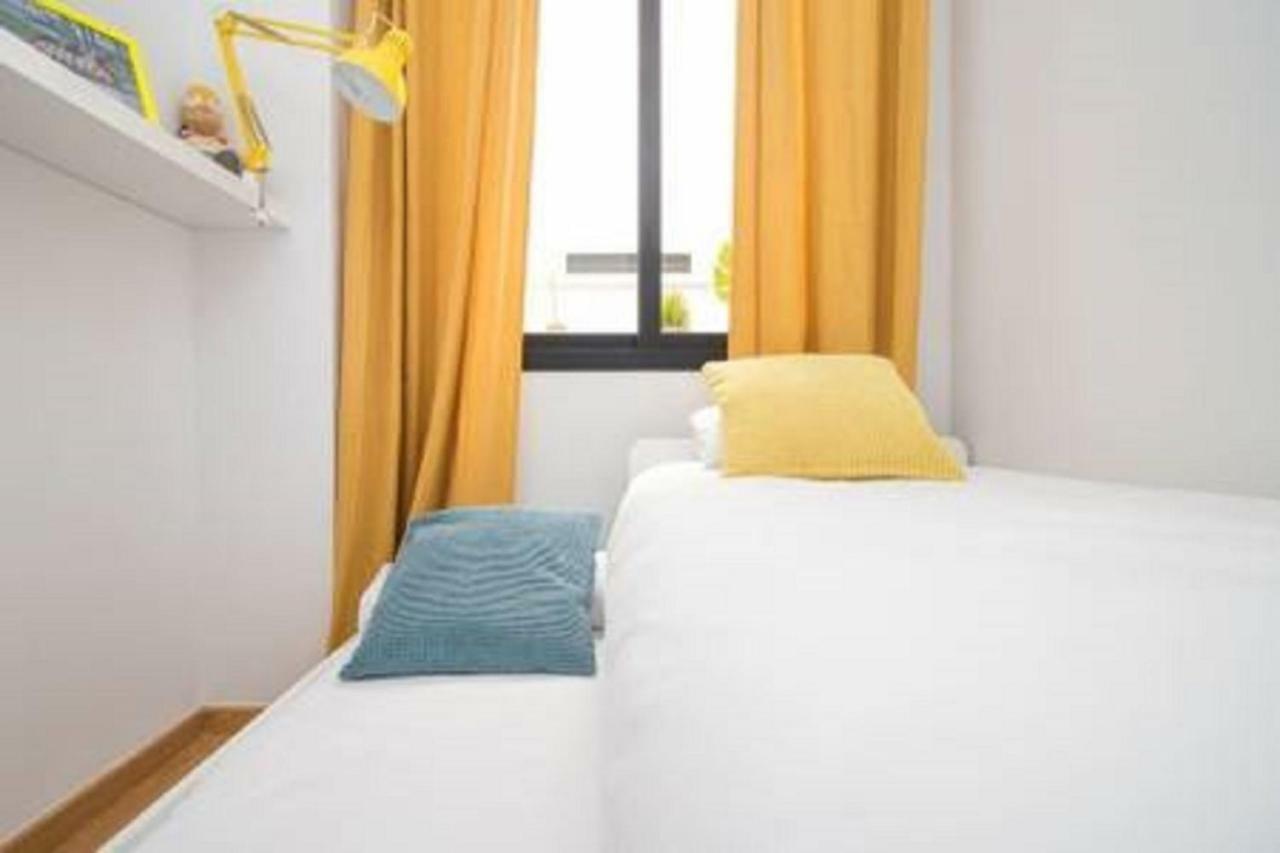 Family Apartment Patio&Swimming Pool In Center Малага Екстериор снимка