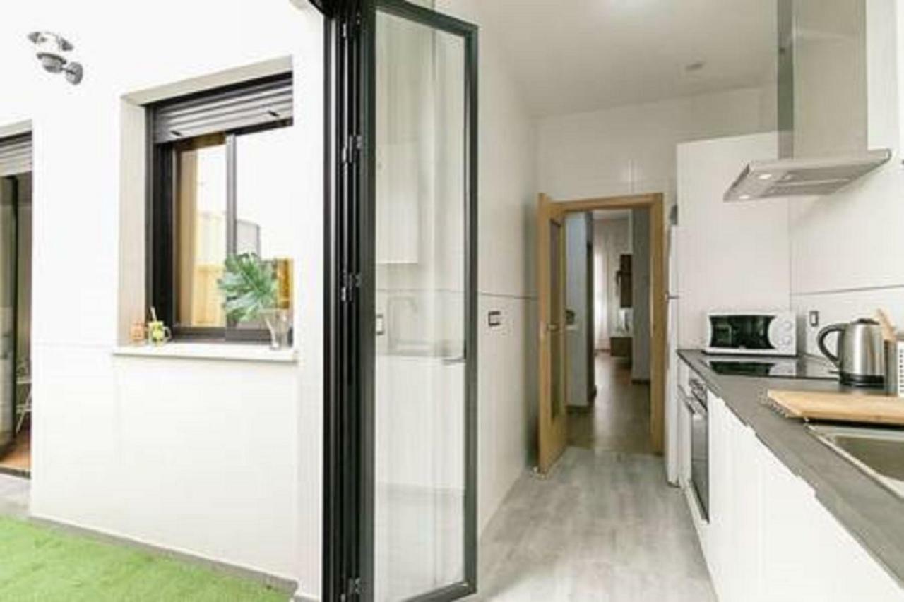 Family Apartment Patio&Swimming Pool In Center Малага Екстериор снимка