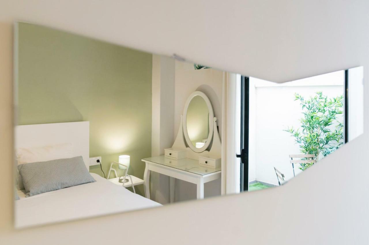 Family Apartment Patio&Swimming Pool In Center Малага Екстериор снимка